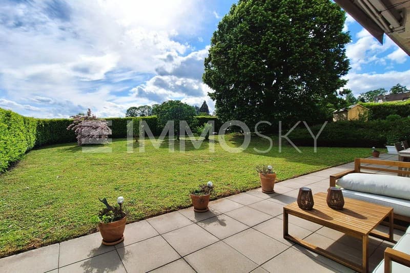 Terrasse spacieuse et jardin sans vis-à-vis