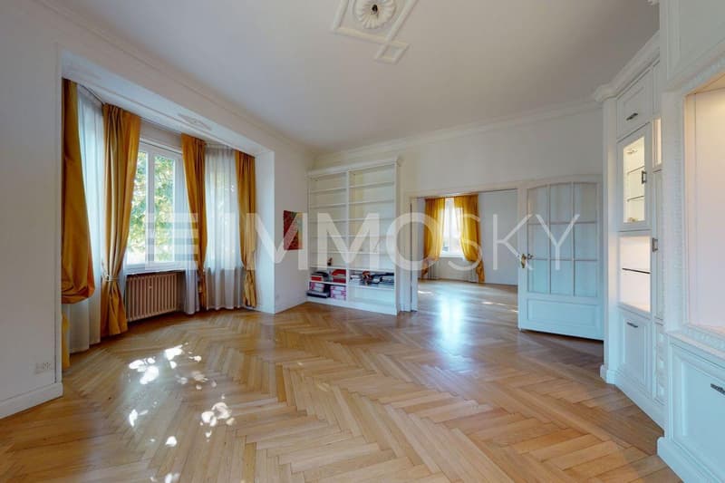 Ampio salone e sala da pranzo