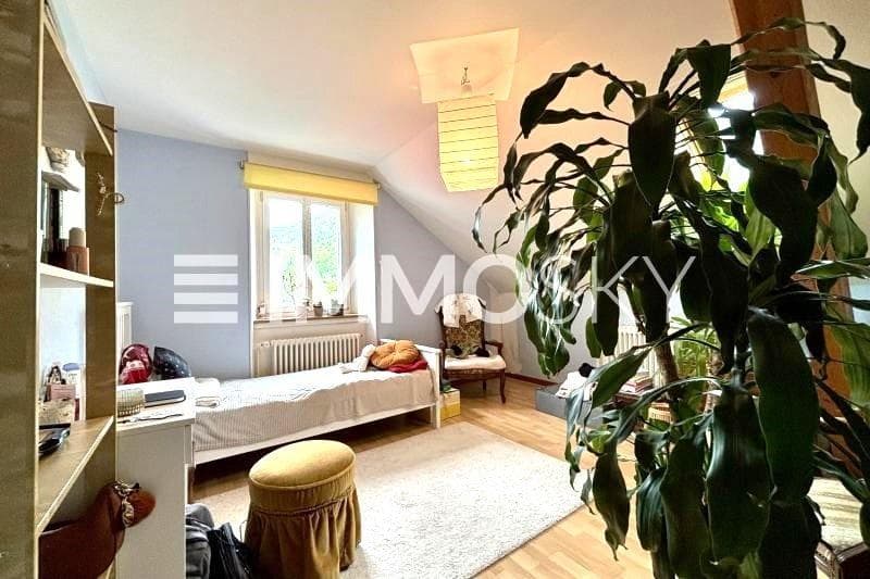 Chambre spacieuse et lumineuse