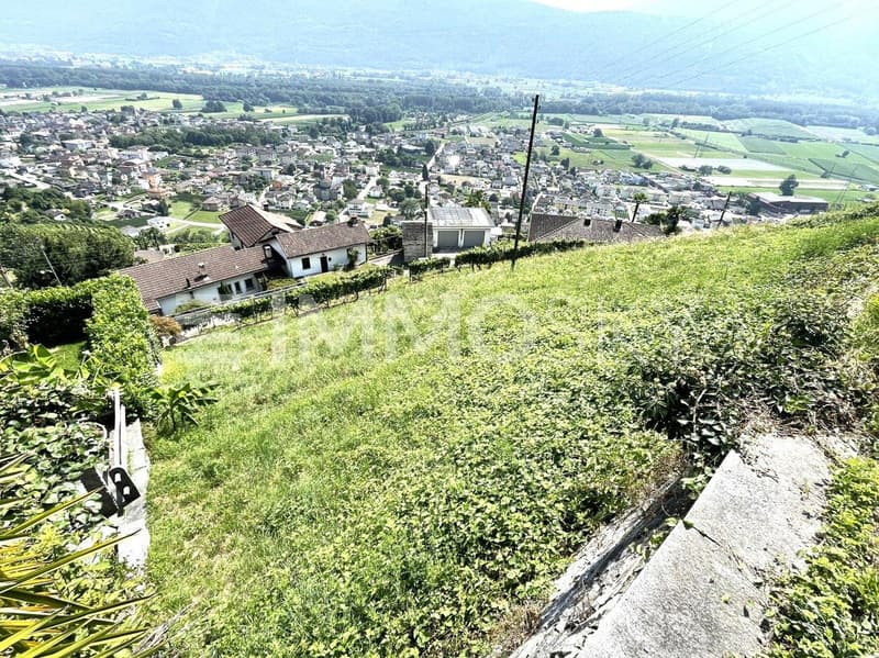 Terreno sottostante edificabile