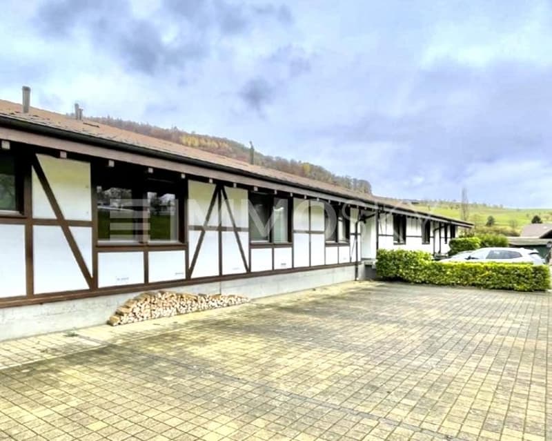Ansprechender Riegelbau