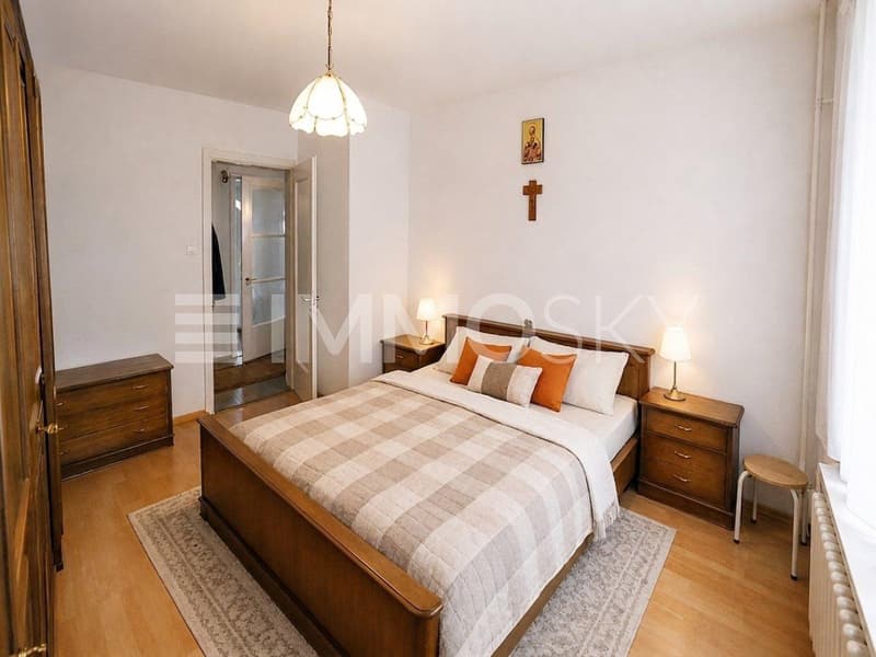 Hauptschlafzimmer für ruhige Nächte