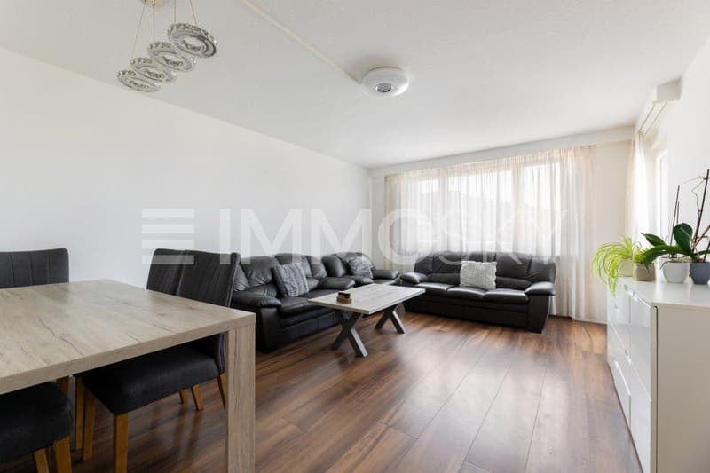 Helles Wohnzimmer