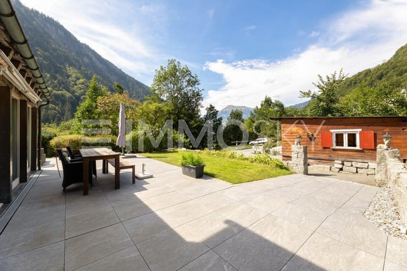 Sonnenplatz mit Panoramablick