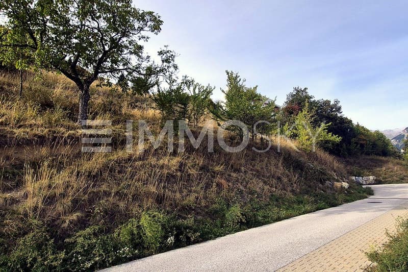 Terrain équipé