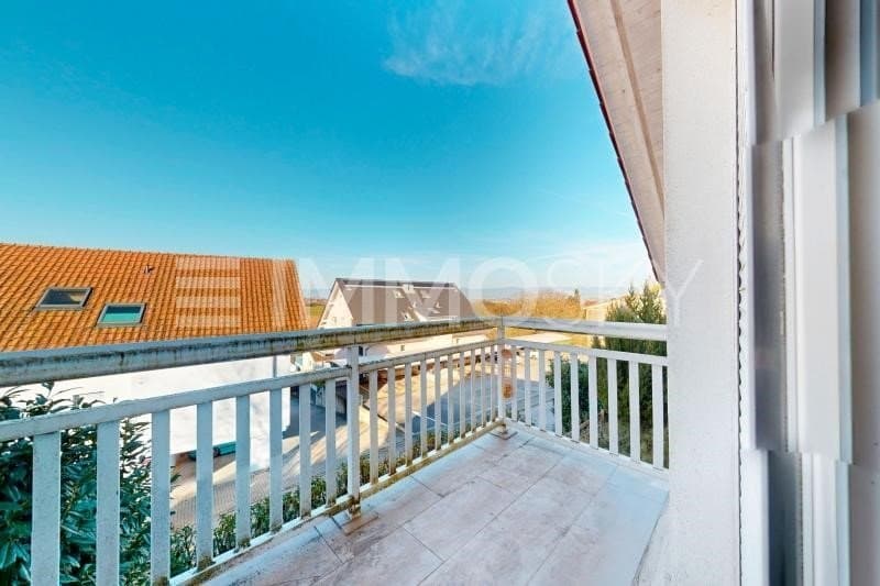 Joli balcon (lot 3)