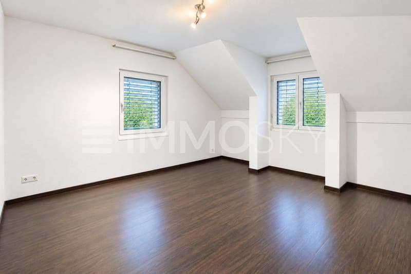 Grosses Schlafzimmer