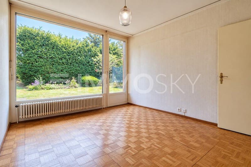 Chambre spacieuse et lumineuse (photo originale)