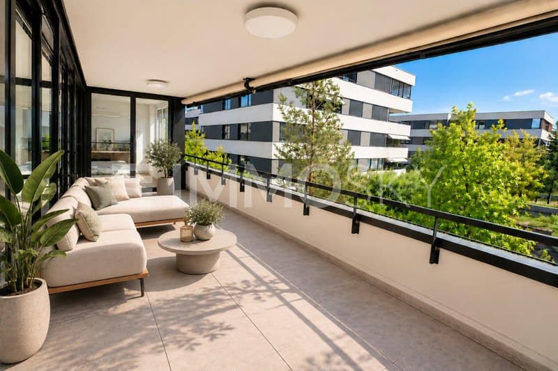 Visualisierung - Moderner Balkon mit Naturblick