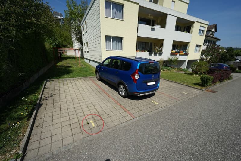 Aussenparkplatz Nr. 8001