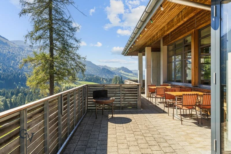 Terrasse rechts - vom Gastraum aus gesehen