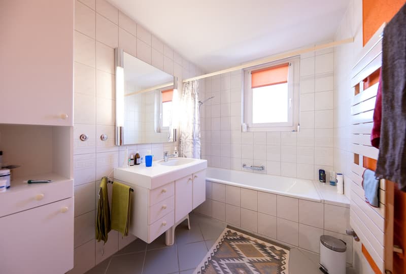 Viel Platz für die ganze Familie: 5 ½-Zimmer-Einfamilienhaus an ruhiger, sonniger Lage (12)