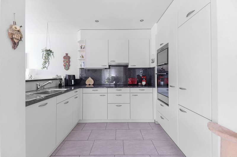 Moderne 3.5-Zimmerwohnung mit grossem Balkon nach Süden (5)