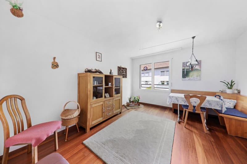 Moderne 3.5-Zimmerwohnung mit grossem Balkon nach Süden (7)
