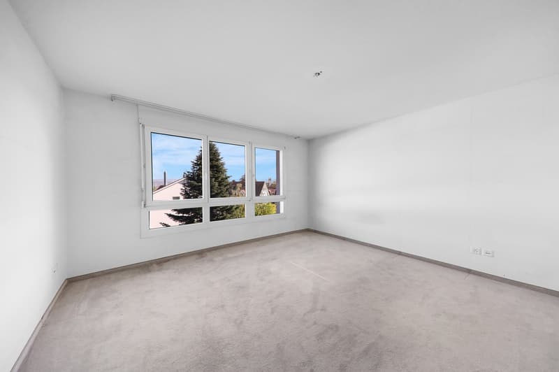 Zwei Balkone, Bastelraum und Seesicht: 5.5-Zimmerwohnung in Maur (6)