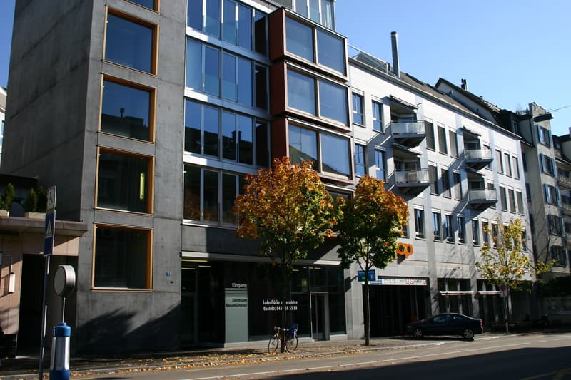 Parking spaces - At Kreuzplatz / near Stadelhofen station for rent (2)