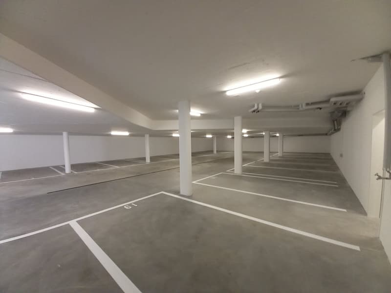 Parking space in Aathal-Seegräben for rent (3)