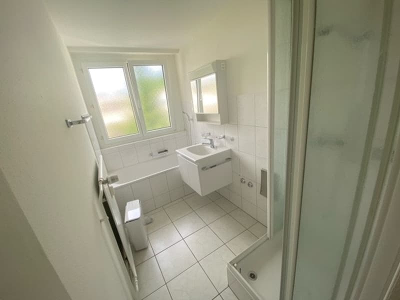 Schmucke Wohnung an ruhiger Lage in der Breite (6)