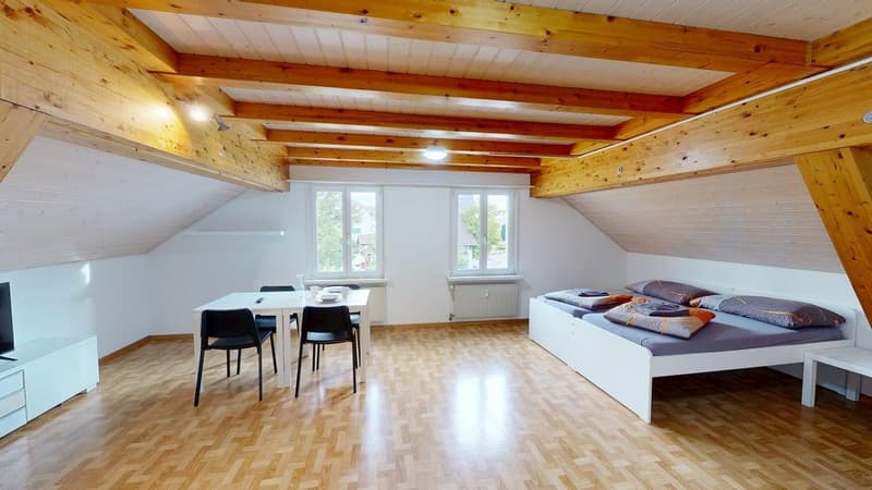 Z 9 / Vollausgerüstetes, möbliertes WG-Zimmer mit / TV / Internet (2)