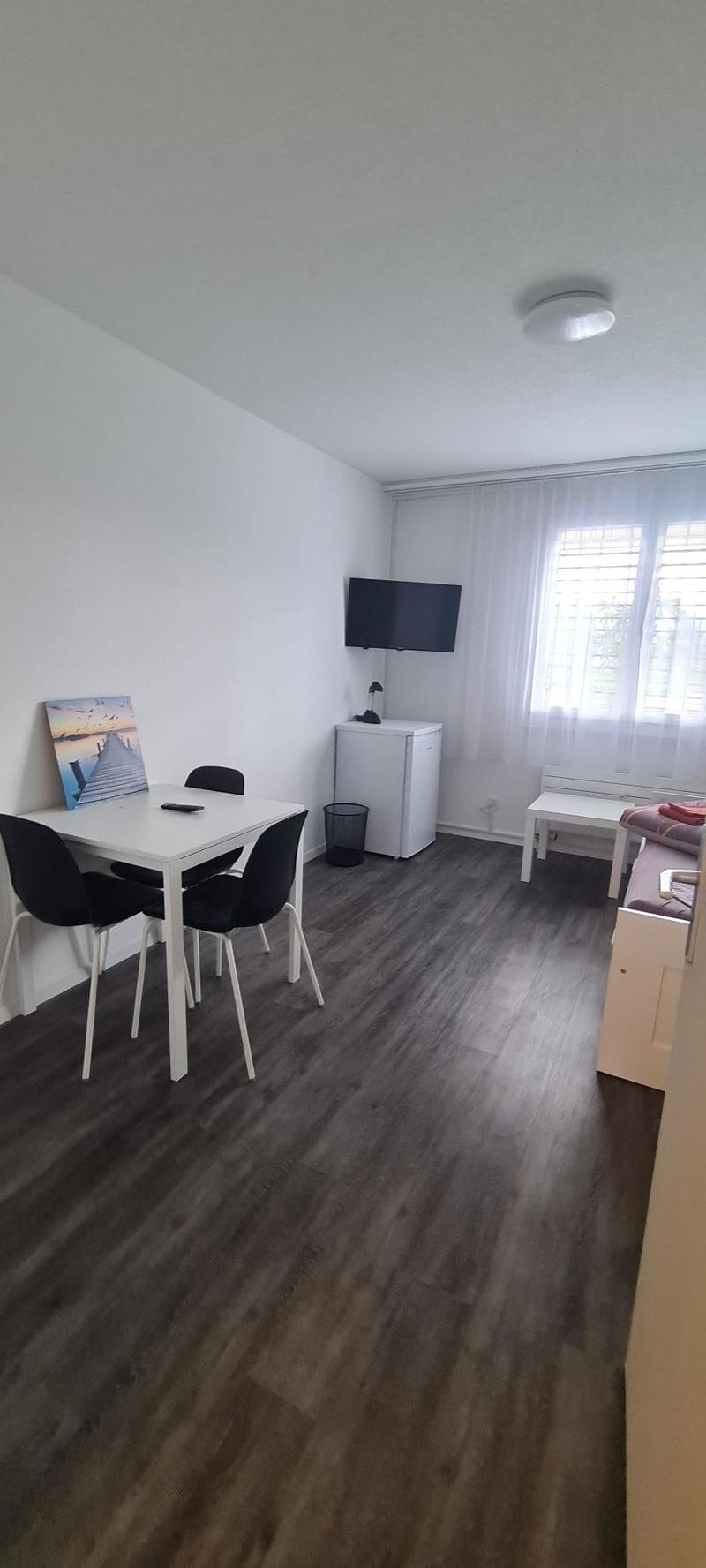 Z 4 / Möblierte WG-Zimmer in Cham (7)