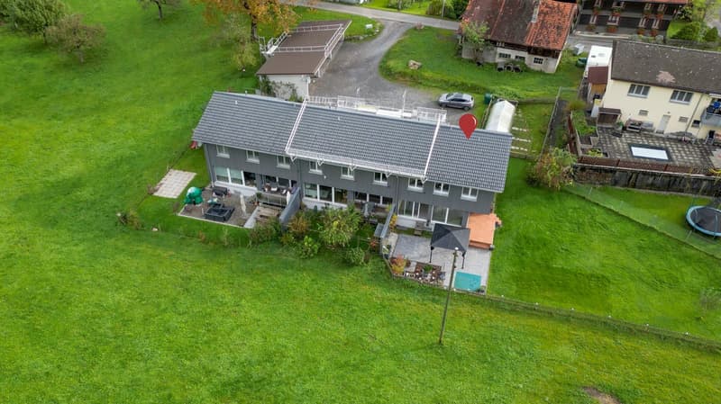 Attraktives 4.5-Zimmer-Reiheneckhaus in Menzingen – ab sofort verfügbar (15)