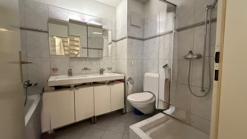 Bad Dusche WC 1 OG