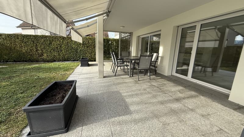 Gedeckter Sitzplatz