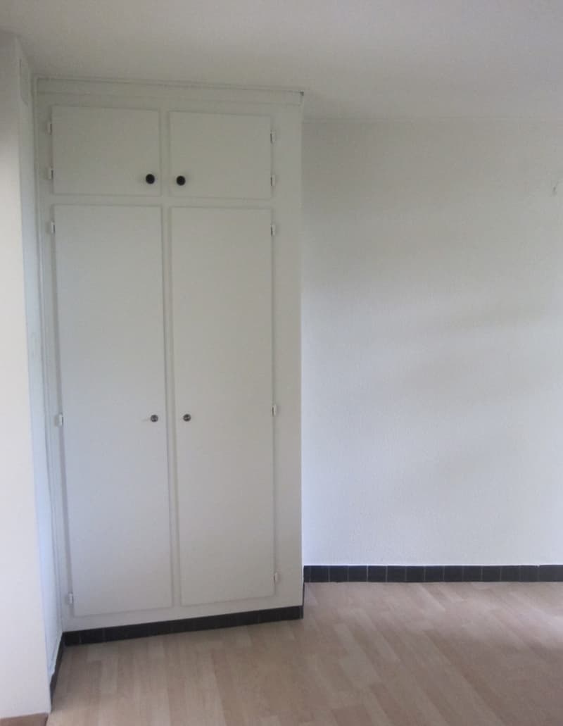 Per 01.08.2026 vermieten wir eine 3.5-Zimmerwohnung in Adliswil (6)