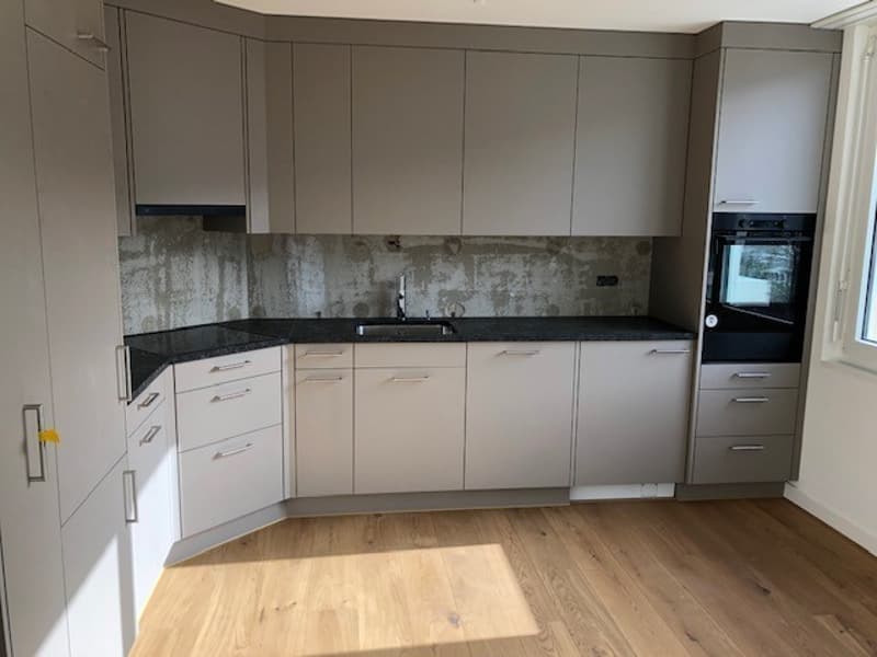 Moderne 4.5- Zimmerwohnung mit Wintergarten (3)