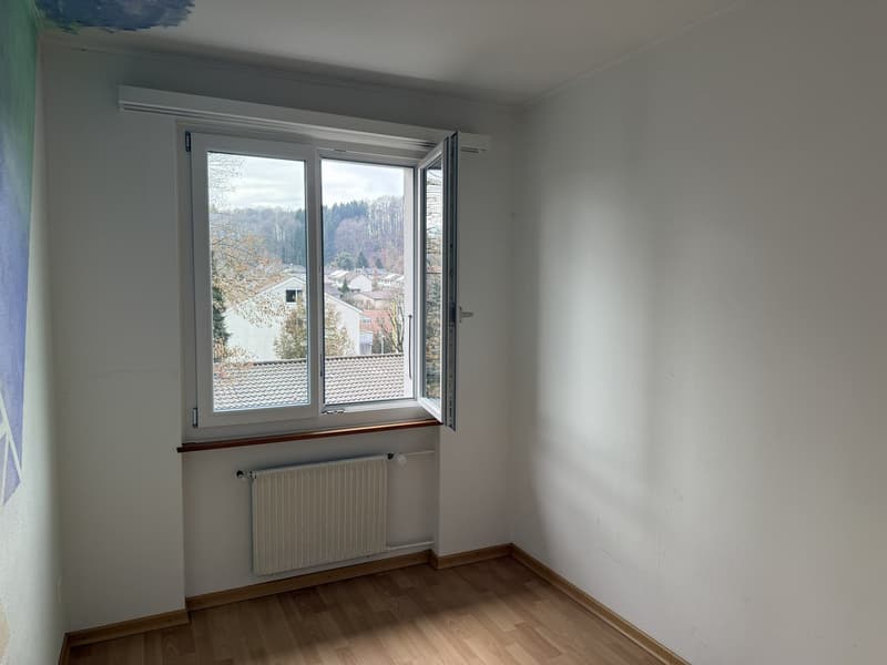 Charmantes 5.5-Zimmer-Reihenhaus in ruhiger Lage von Ittigen (8)