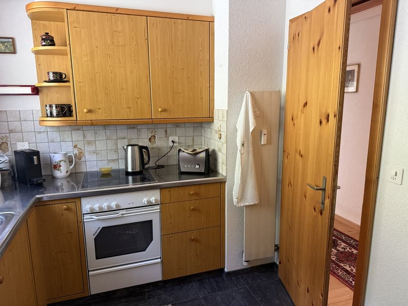 Charmante 3.5-Zimmer-Dachwohnung mit traumhafter Aussicht in Beatenberg (7)