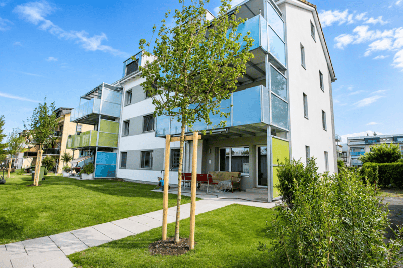 Zentral gelegene Wohnung mit sonnigem Sitzplatz (1)