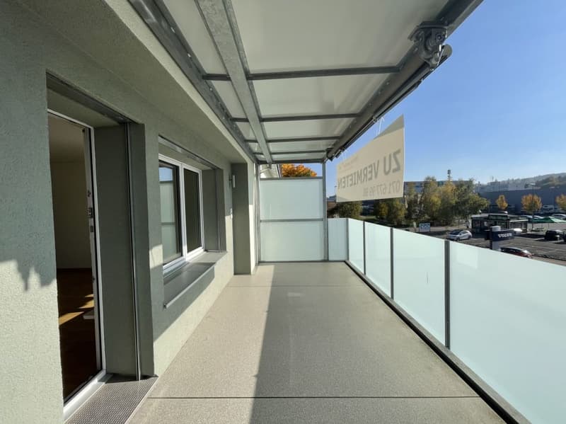 Zentral gelegene Wohnung mit sonnigem Sitzplatz (6)