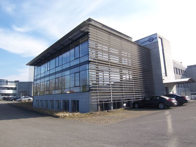 Ganzes Stockwerk zu vermieten - 1'060 m² Gewerbefläche (9)