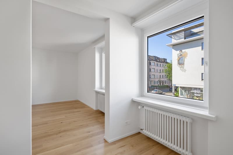 Neu sanierte, grosszügige 4.5-Zimmer-Wohnung mit Balkon in Zürich Oerlikon (9)
