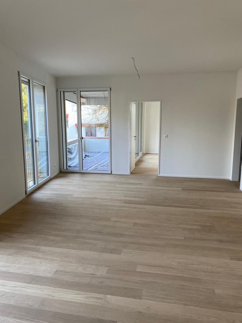 Exklusives Wohnen in Eigentumsqualität - 2.5 Zimmer- Neubauwohnung in Zürich-Seebach (7)