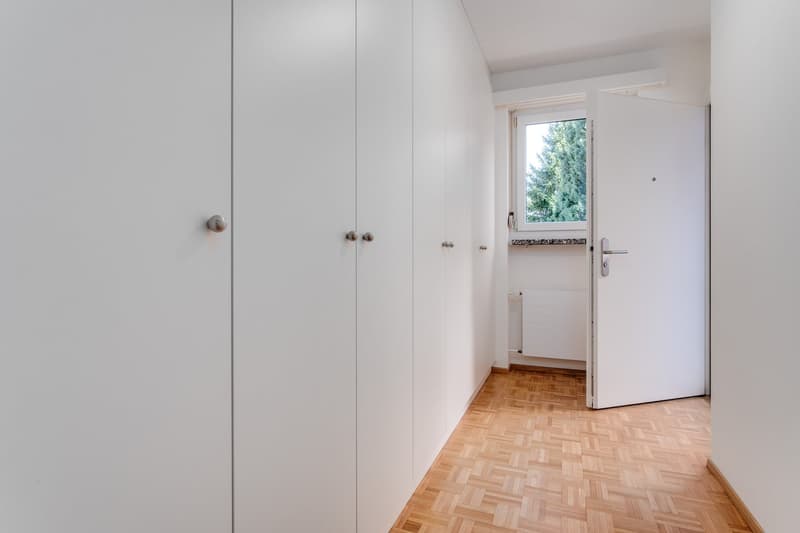 Helle 3-Zimmer-Wohnung mit Balkon & Gartensitzplatz in Zürich-Oerlikon – ab Dezember 2026 (2)