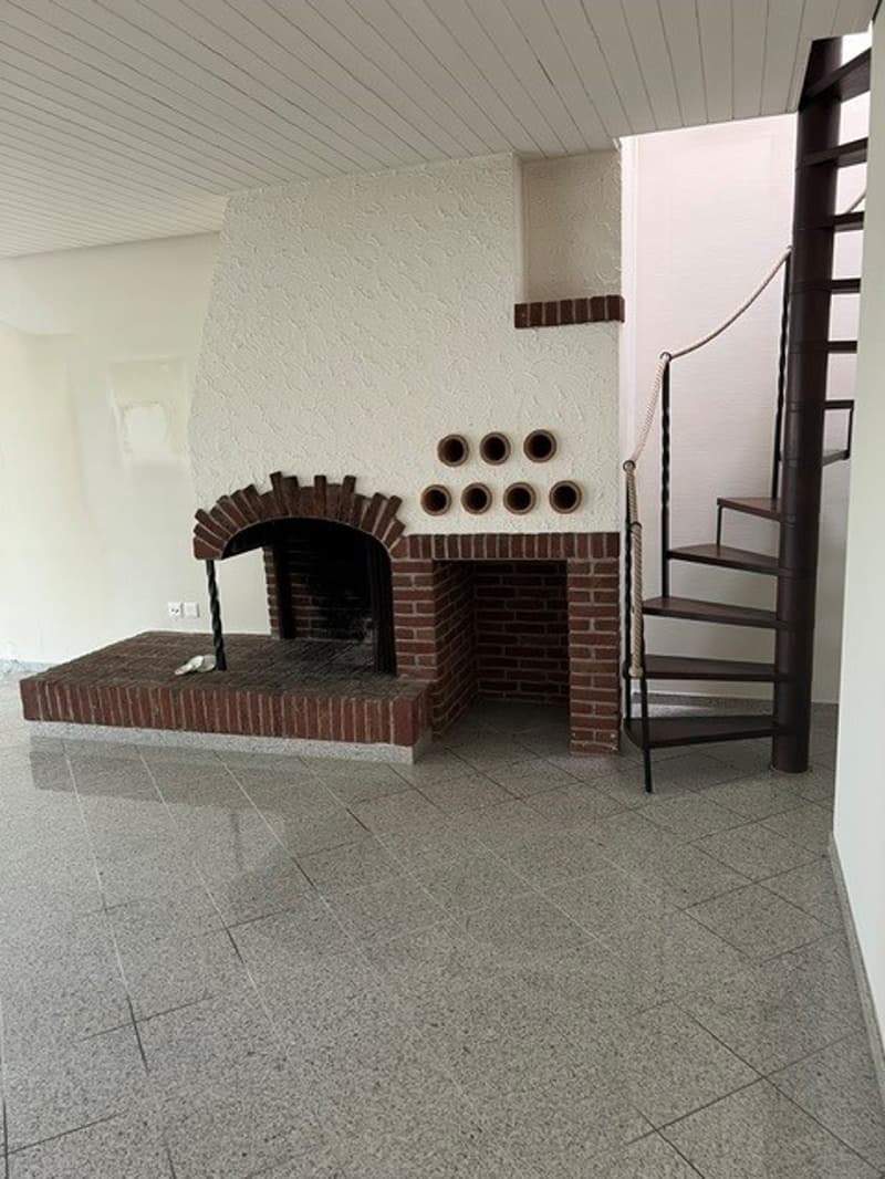 Helle 3-Zimmer-Wohnung mit grosser Dachterrasse in Zürich-Oerlikon (4)