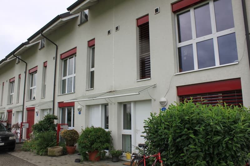 1.5-Zimmer-Reiheneinfamilienhaus in Müntschemier (2)