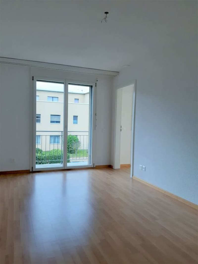 Lichtdurchflutete 3.5 Zimmer im 1. Obergeschoss (11)