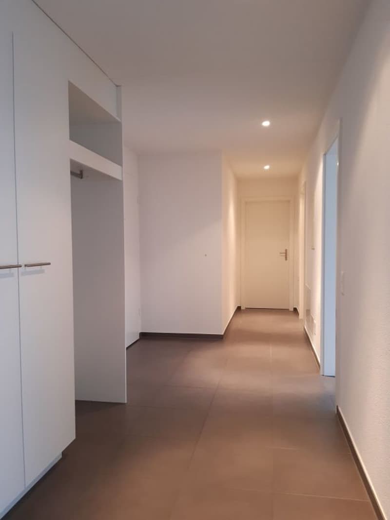 Lichtdurchflutete 3.5 Zimmer im 1. Obergeschoss (5)
