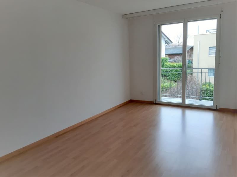 Lichtdurchflutete 3.5 Zimmer im 1. Obergeschoss (6)