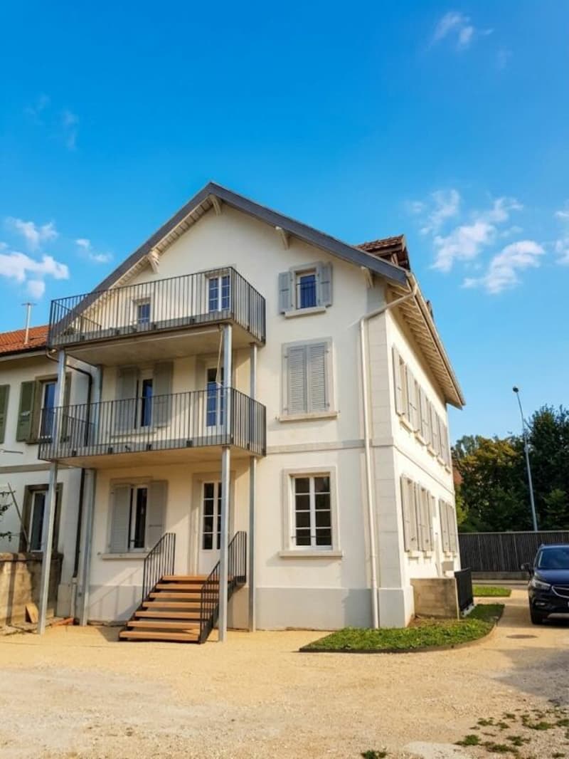 Moderne 3.5 Zimmer Wohnung mit Ankleideraum (1)