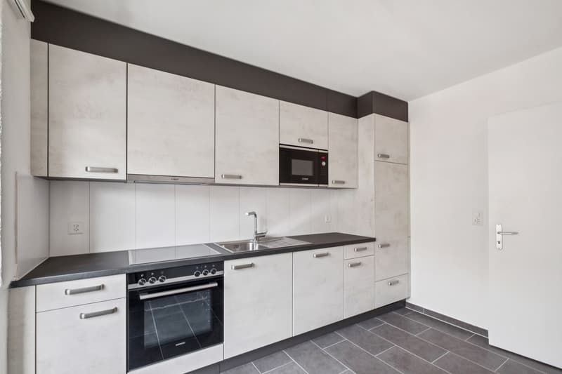 Jetzt einziehen - frisch renovierte Wohnung  ruhig, grün & zentral (7)