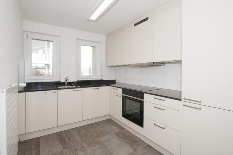 Ihr neues Zuhause mit atemberaubender Seesicht (4)