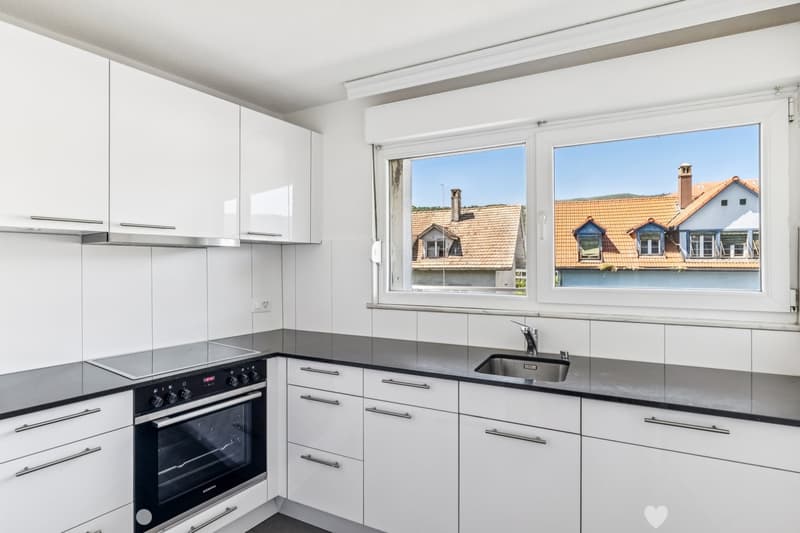Ideale Lage - renoviert - Balkon (3)