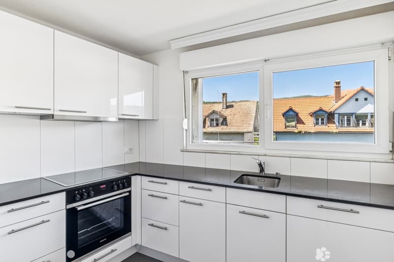 Ideale Lage - renoviert - Balkon (3)