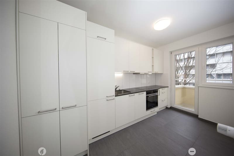 Frische,Topmoderne Wohnung mit Balkon an zentraler Lage (5)