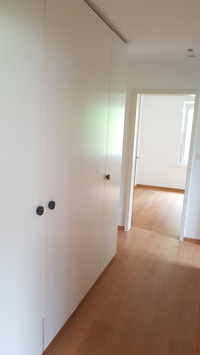 grosse 4 1/2 Zimmer-Wohnung mit sonnigem Balkon (5)