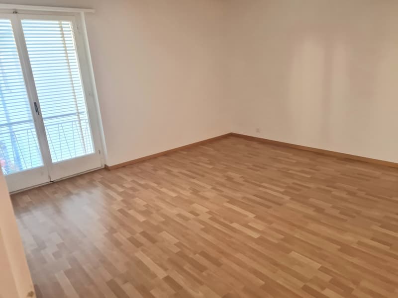 Moderne 2 Zimmerwohnung mit Balkon! (4)
